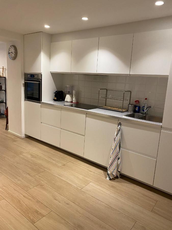 Amazing Flat In Front Of Bois De La Cambre Apartamento Bruselas Exterior foto